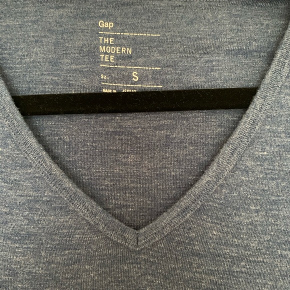 Blue T-shirt - Picture 2 of 2